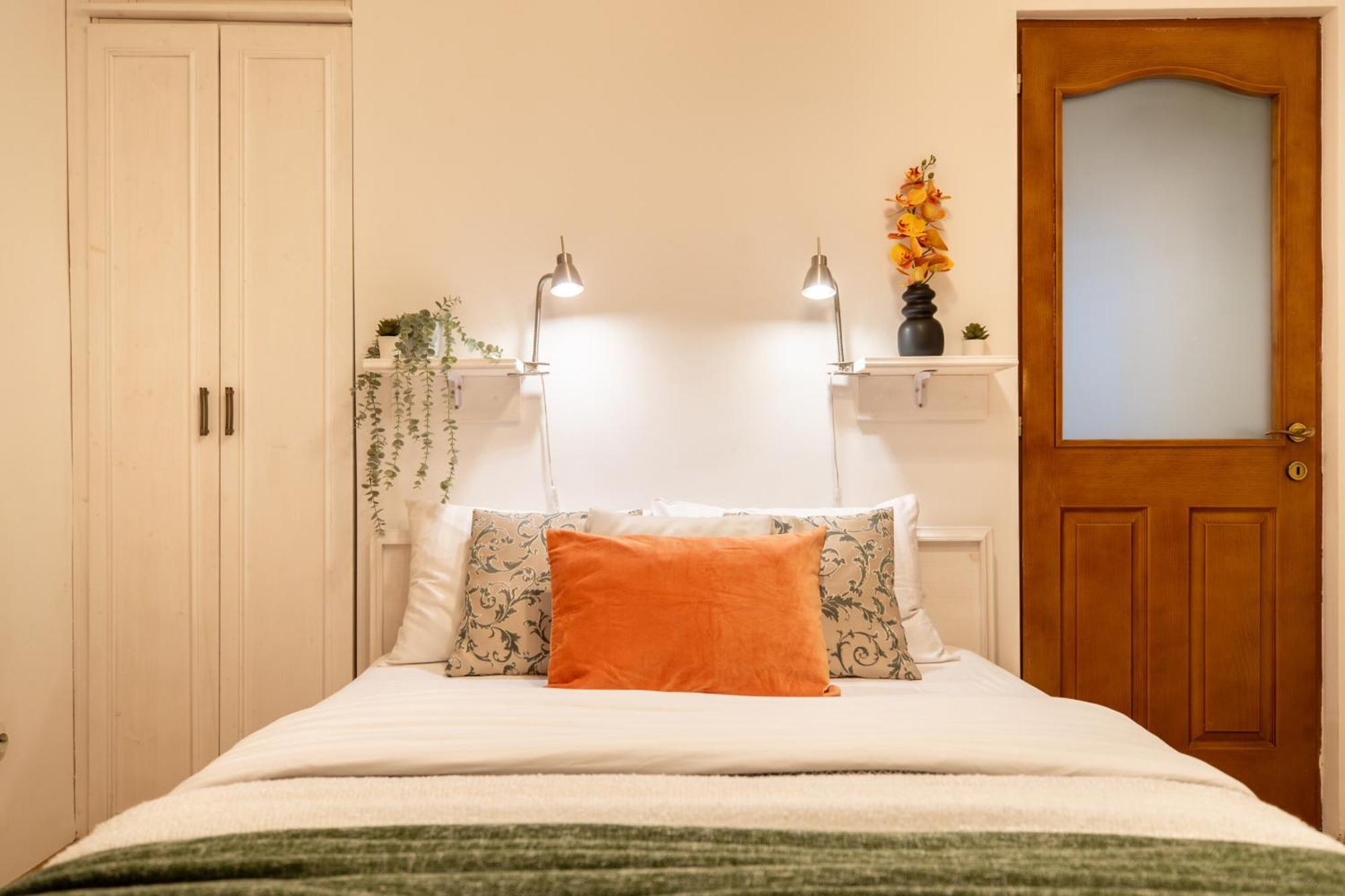 2Br Apartment At Piata Natiunilor Unite: Perfect For City Center Stays Bucareste Exterior foto