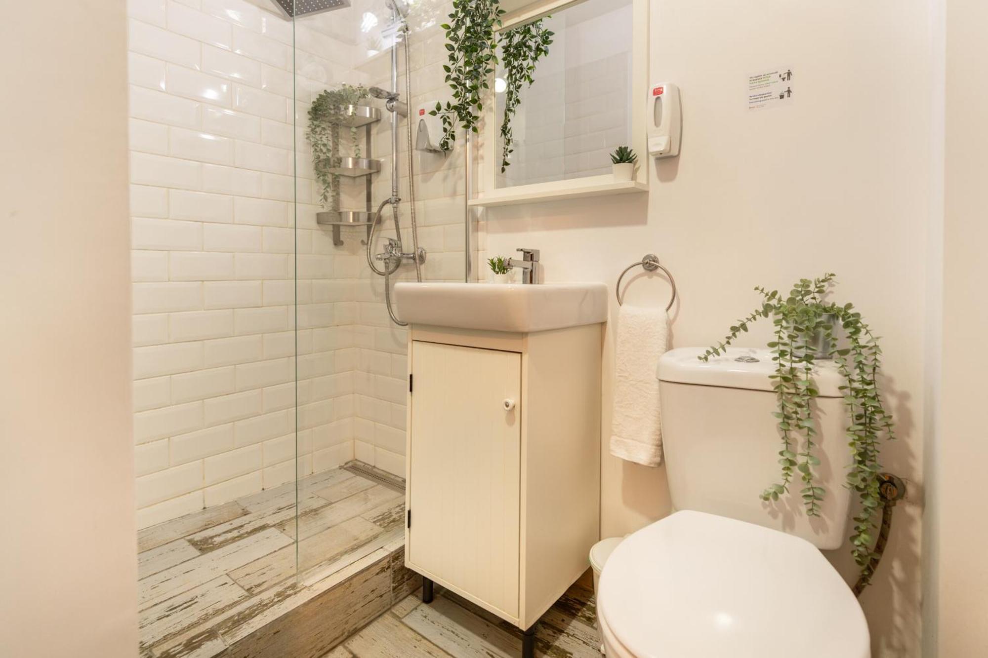 2Br Apartment At Piata Natiunilor Unite: Perfect For City Center Stays Bucareste Exterior foto