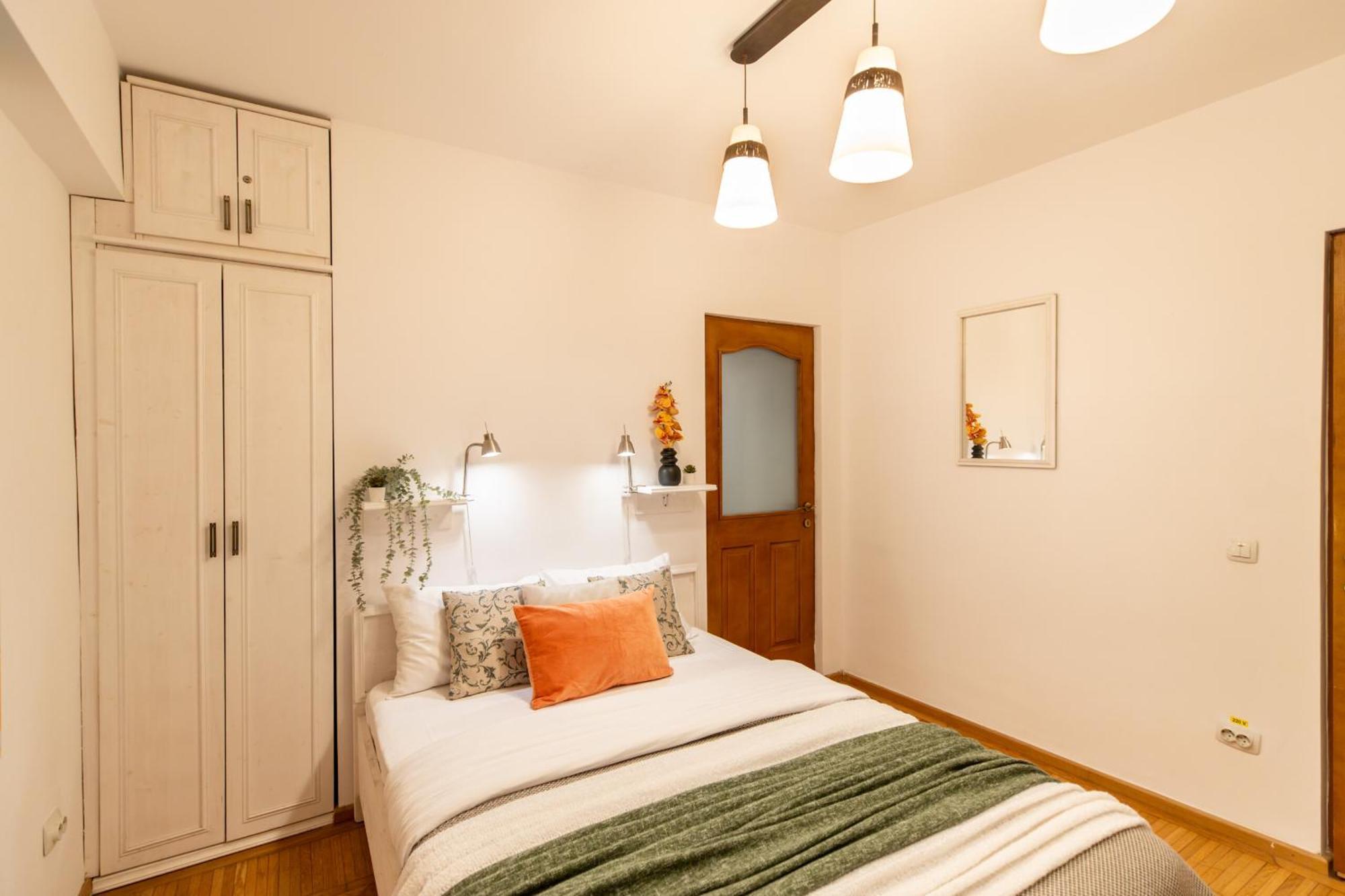 2Br Apartment At Piata Natiunilor Unite: Perfect For City Center Stays Bucareste Exterior foto