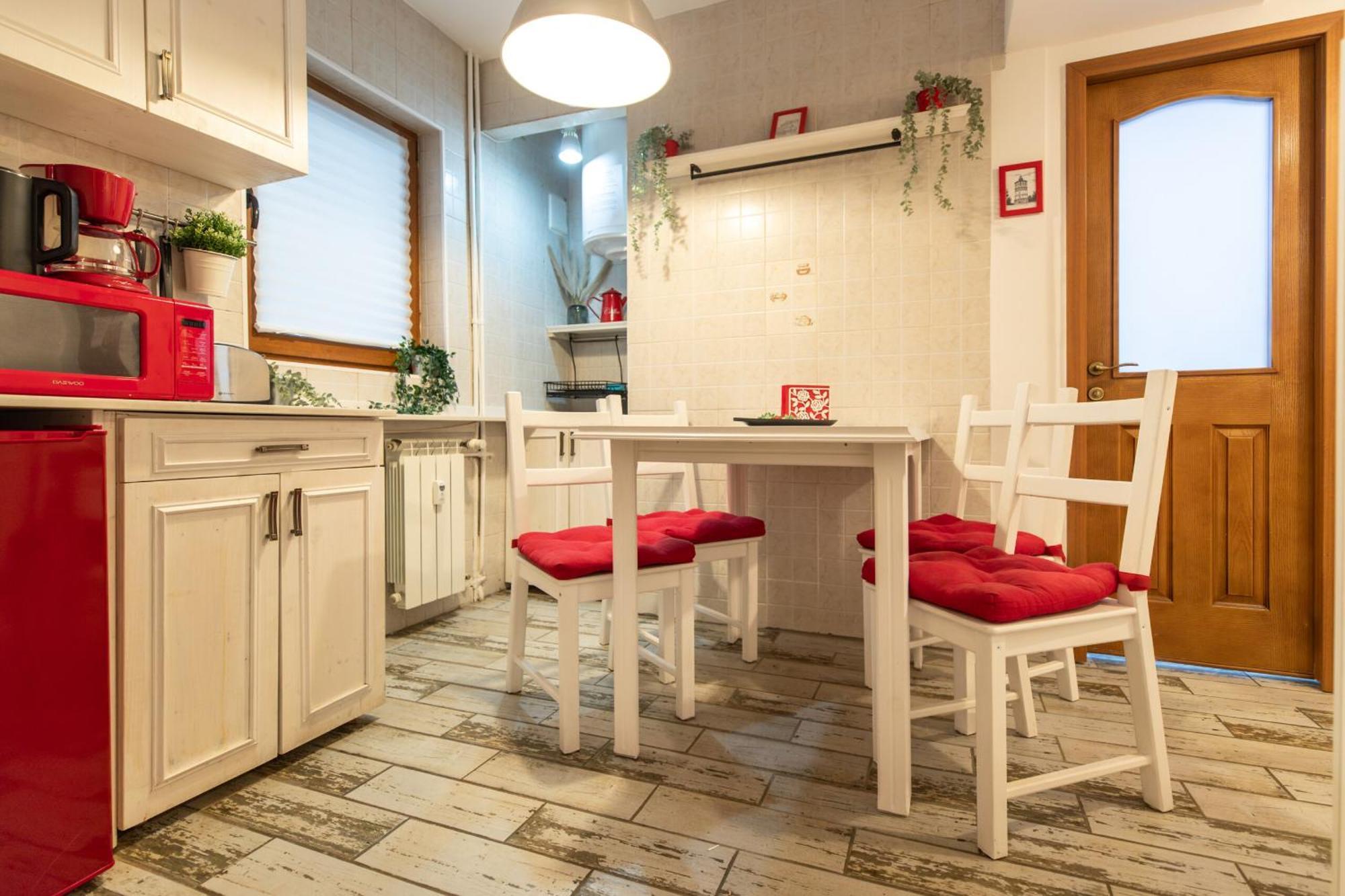 2Br Apartment At Piata Natiunilor Unite: Perfect For City Center Stays Bucareste Exterior foto